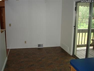 5th image of 19171 Upper Valley Dr