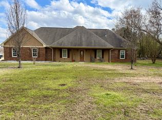 180 Haven Cove Rd, Columbus, MS 39705