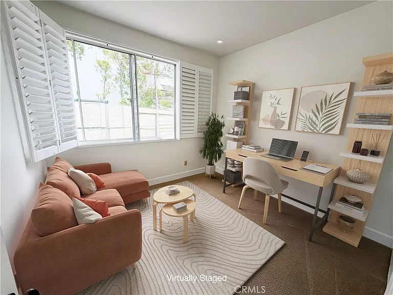 15 Field Point — Photo 10