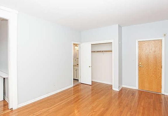 3rd image of 615 5th Ave SE APT 11