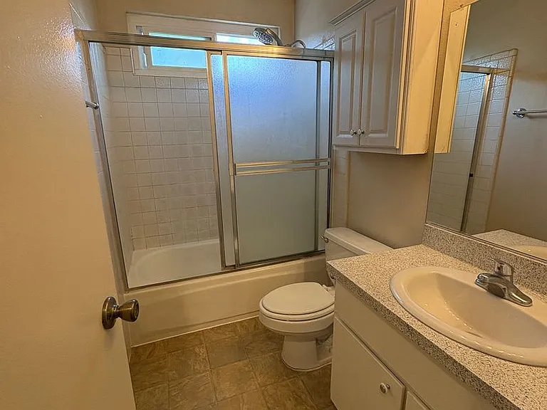 hbs16641 — Photo 21