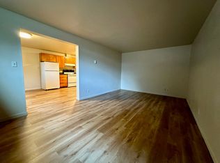 Welcome to Parkwood Apartments!, Seattle, WA 98125
