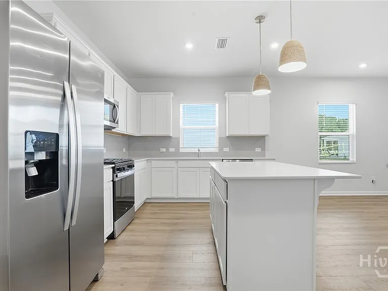 217 Crosstown Ave — Photo 10