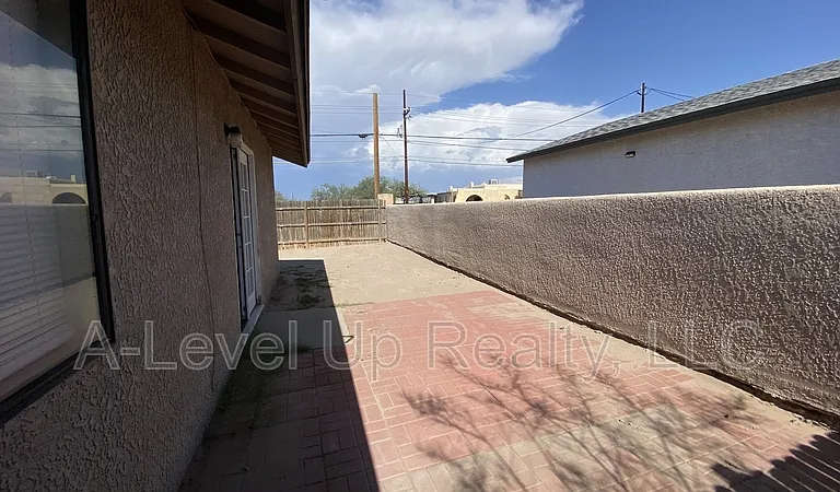 1501 N Riverview Blvd #1 — Photo 9