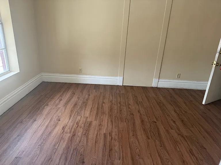 124.5 N Main St #1 — Photo 3