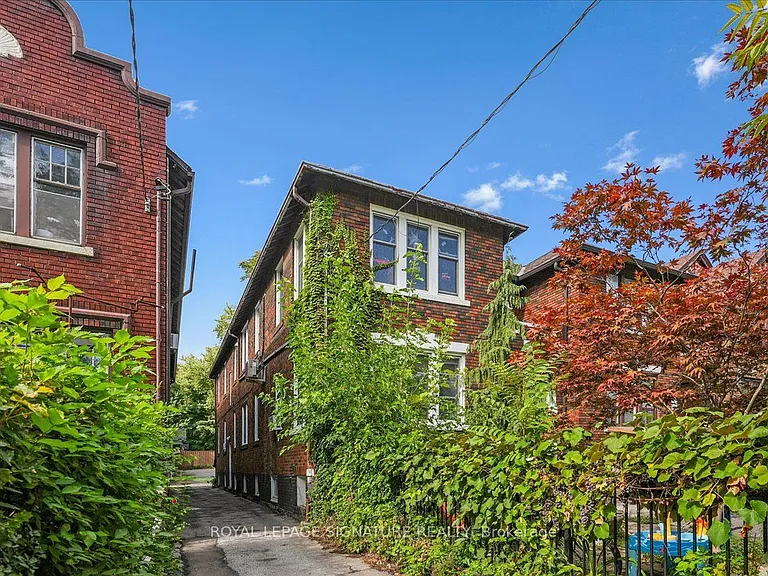 12 Castle View Ave #LOWER — Photo 19