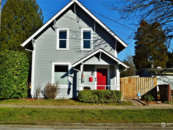 809 S 45th Street, Tacoma, WA 98418