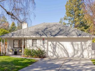 717 Garland Dr, Palo Alto, CA 94303