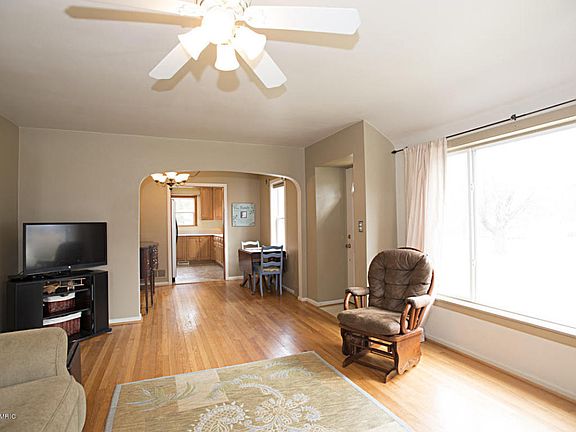 5th image of 202 Dunham Dr