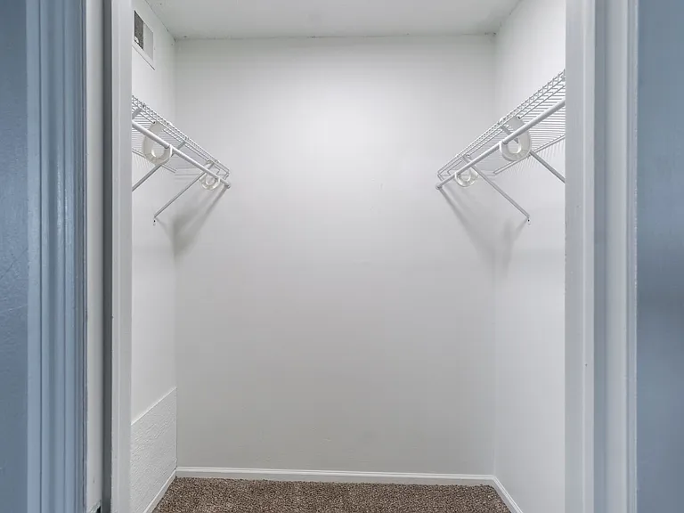 Northpark Apartments — Photo 9