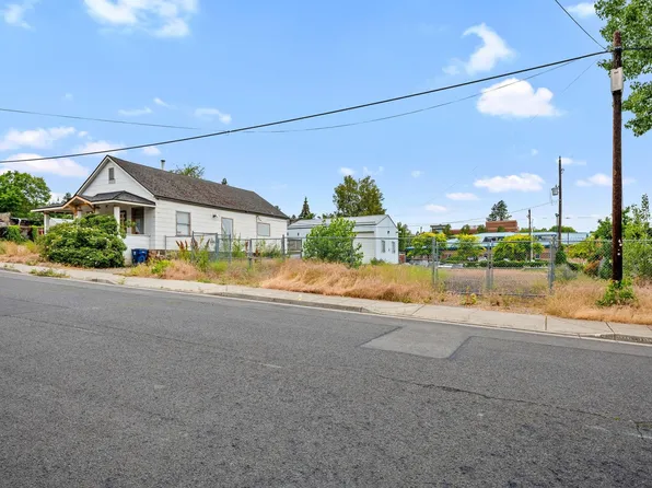 608 S Hatch St, Spokane, WA 99202