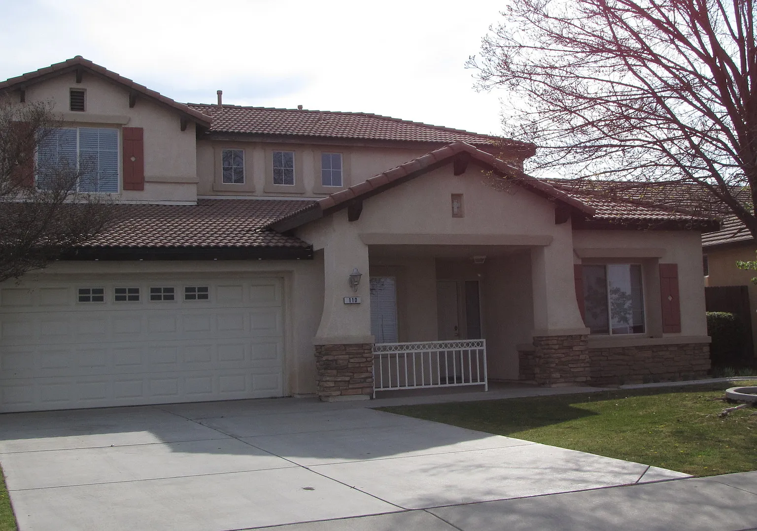 Great Home Southwest Lots of Room! — Photo 1