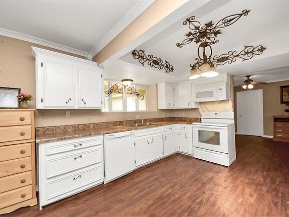 3rd image of 17106 Moss Oaks Dr
