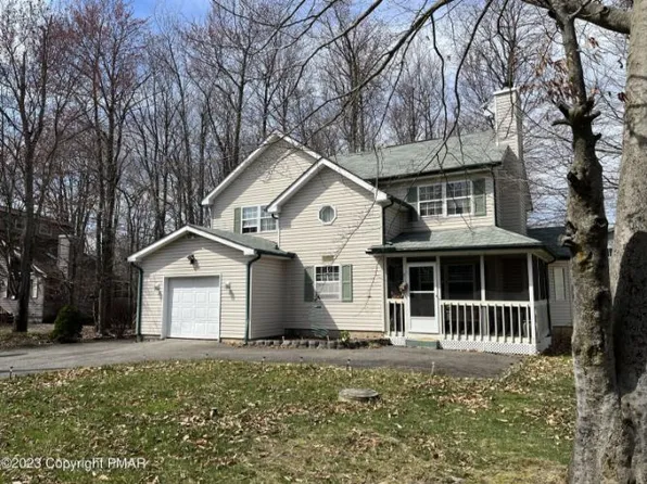 1183 Aurora Ter, Tobyhanna, PA 18466