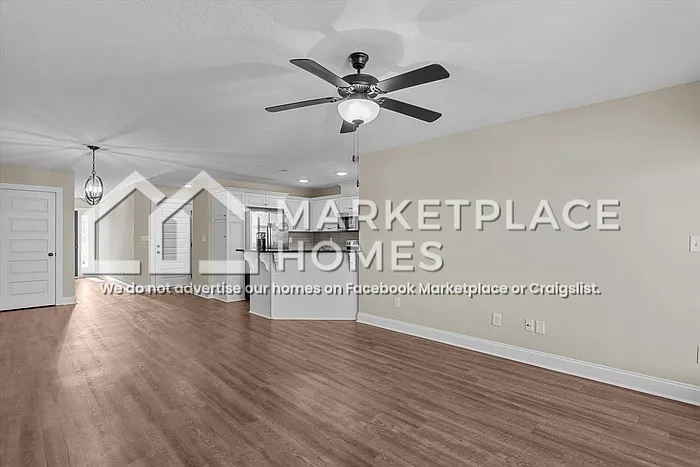 2205 Perrins Ln — Photo 10