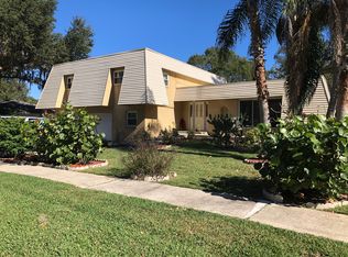 916 High View Dr, Palm Harbor, FL 34683