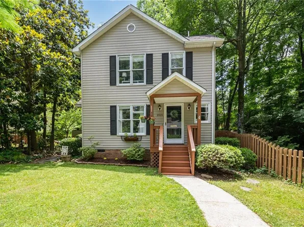 2515 Wright Ave, Greensboro, NC 27403