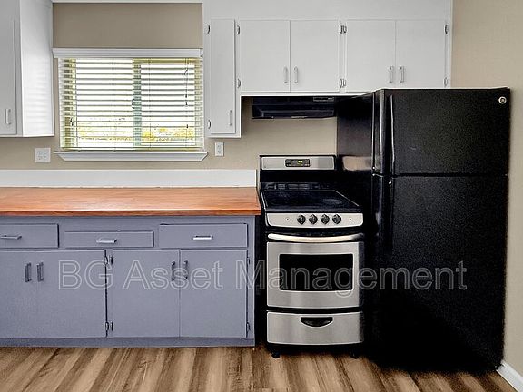 3rd image of 193 Ramona St APT 4