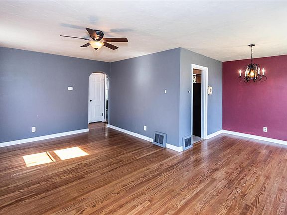 5th image of 5226 Parker Ave