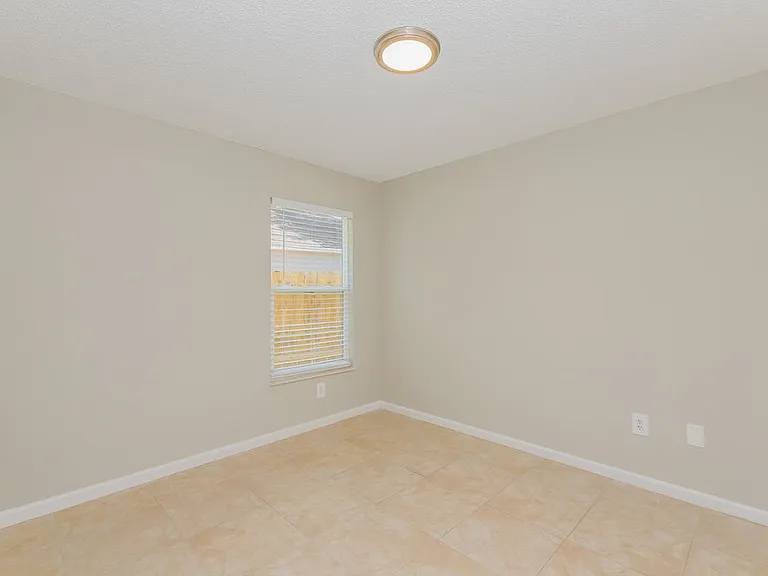 10243 Allenwood Dr — Photo 16