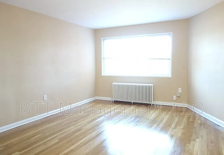 4013 38th St #203 — Photo 3