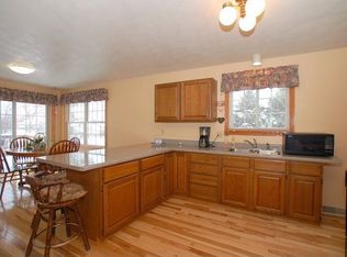 217 Park View Rd, Deerfield, WI 53531