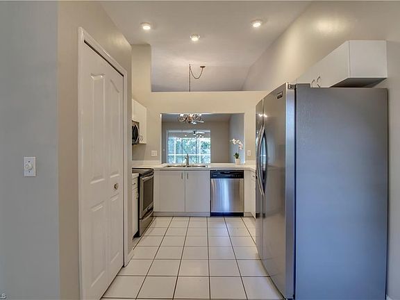 5th image of 8013 San Vista Cir #15L