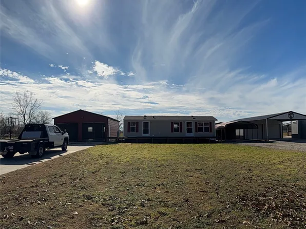 745 County Road 1895, Yantis, TX 75497