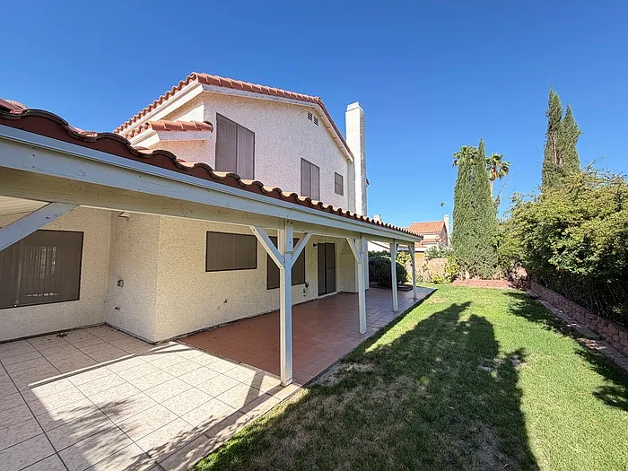 7487 Palermo Ave — Photo 10