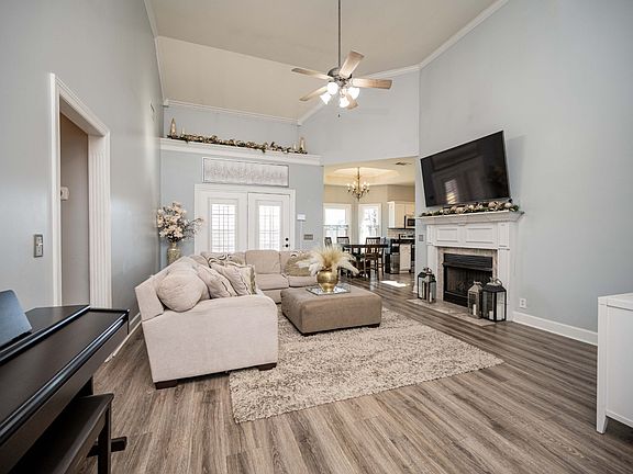 5th image of 420 Bethany Cir