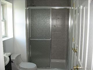 5th image of 58 W 22nd St