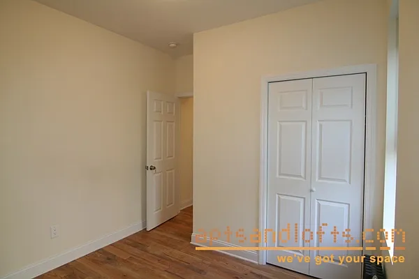 Rented by aptsandlofts.com | media 18
