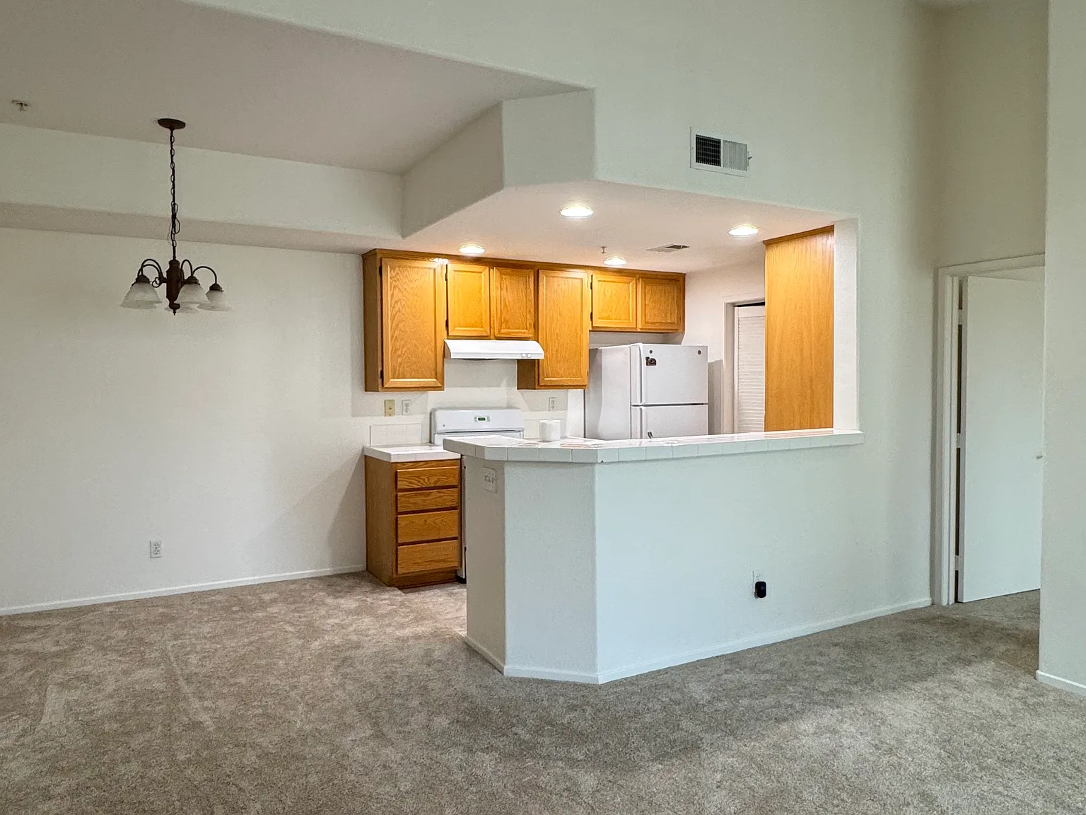 2 bed, 959 sqft, $2,800 — Photo 4