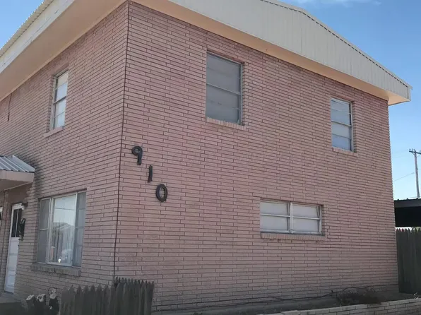 910 N Harvey St, Borger, TX 79007