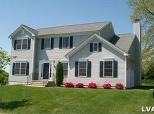 4212 Foxwood Cir, Forks Twp, PA 18040