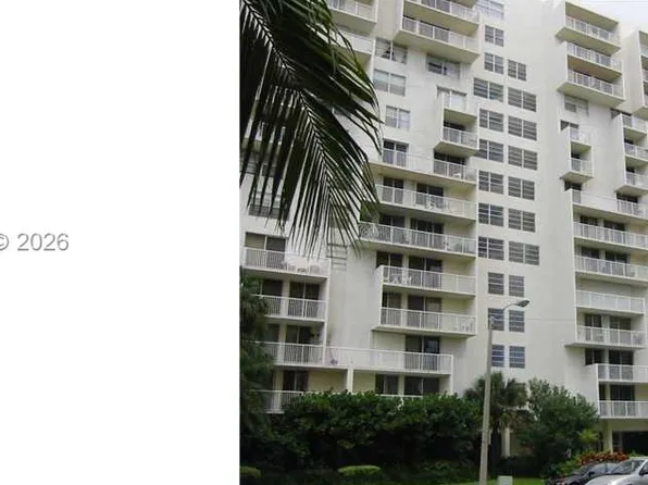 150 SE 25th Rd, Miami, FL