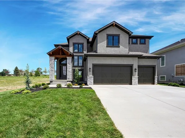 17305 Earnshaw St, Overland Park, KS 66221