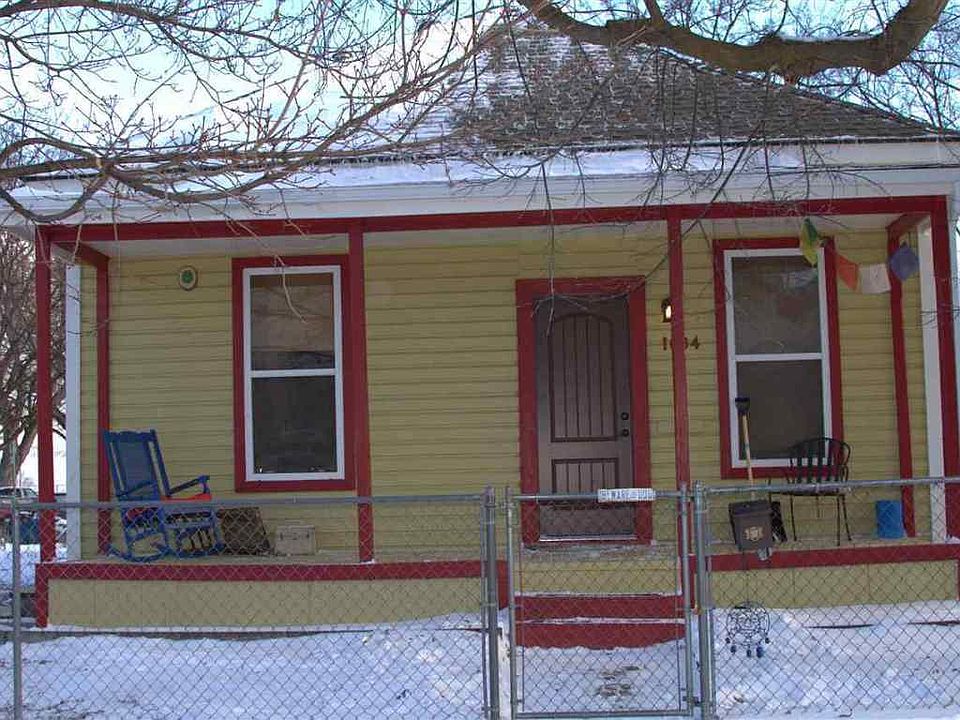 1st image of 1034 Wolf St