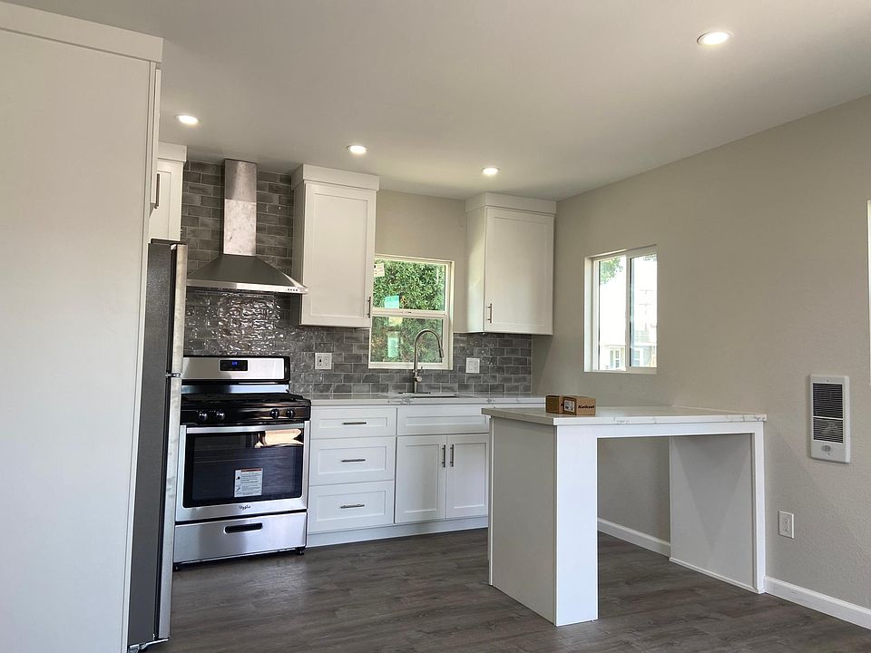 kitchen and nook