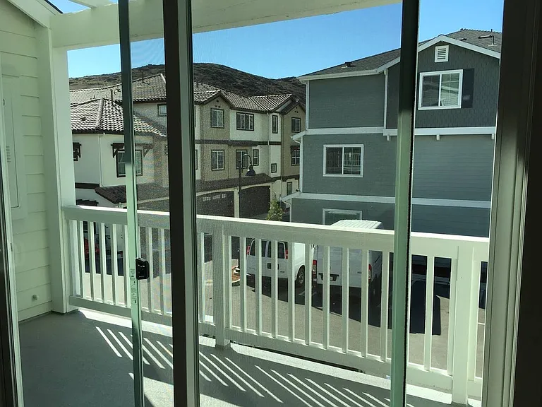 3286 Lavender Ln — Photo 9