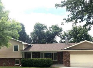 202 Bluestem Dr, Inman, KS 67546