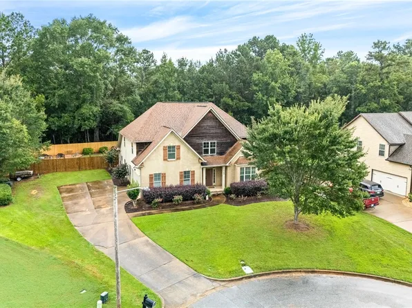 1702 Southlake Dr, Opelika, AL 36804