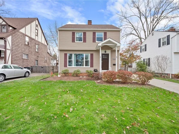 1369 Ford Rd, Lyndhurst, OH 44124