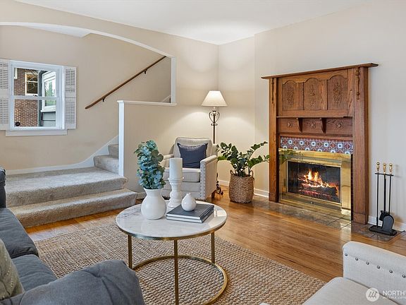 3rd image of 6311 Brooklyn Avenue NE