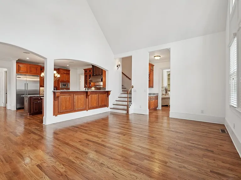 343 Summer Garden Dr — Photo 21