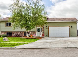 510 E 5th St, Huxley, IA 50124