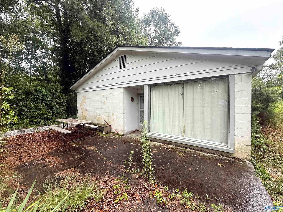1st image of 230 County Road 255