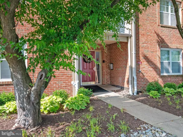 621 Admiral Dr Unit 207, Annapolis, MD 21401