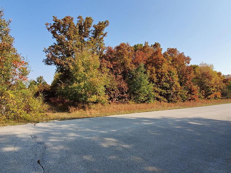 2nd image of 3240 Rachel Ln