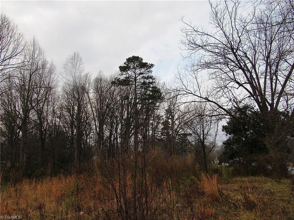 1st image of 705 W Swannanoa Ave